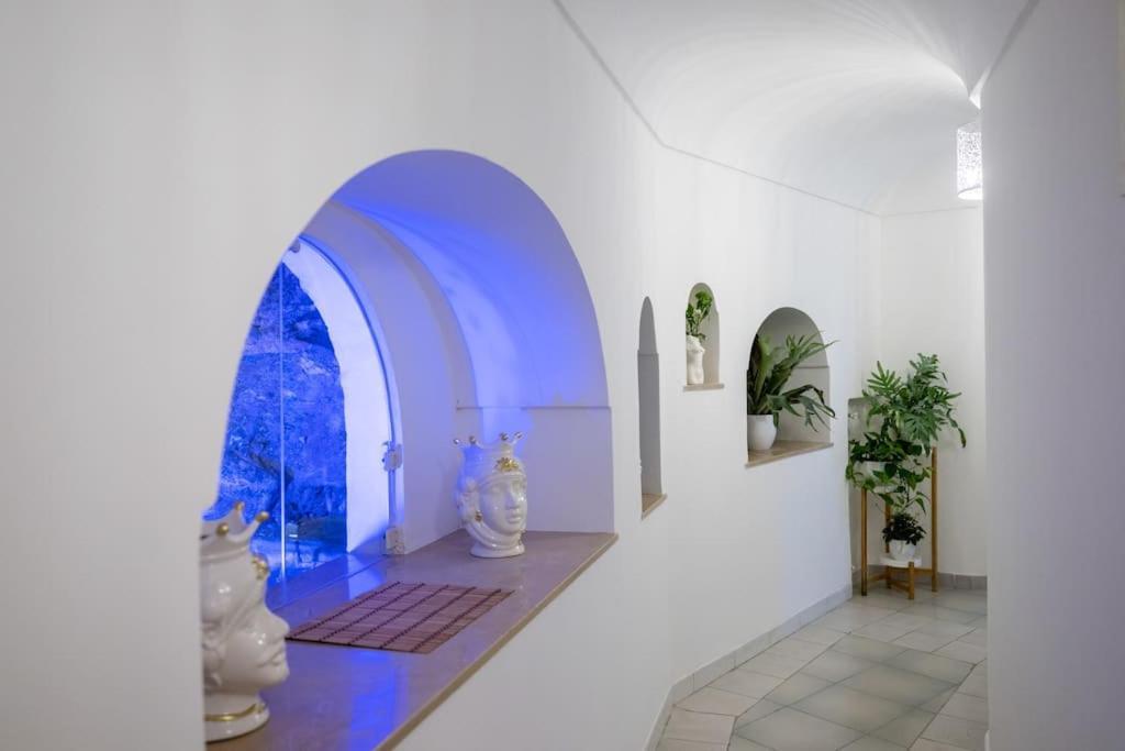 House On The Rock Apartment Positano Exterior photo